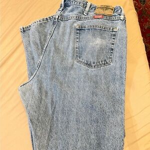 Wrangler Blue Denim Jeans relaxed fit with Red Label size 44x32